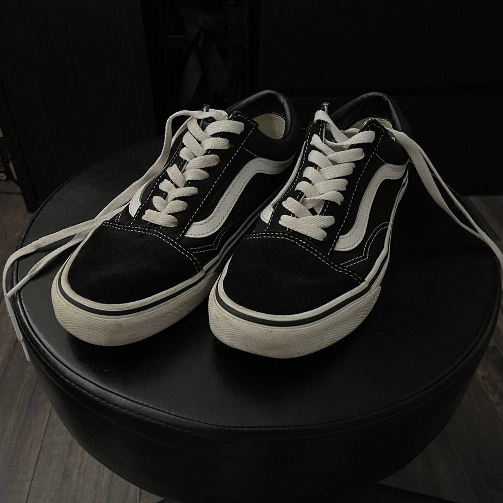 VANS Size Us 7.5W OR Us 6M!